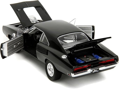 Die-Cast Model, Detailed Interior and Exterior